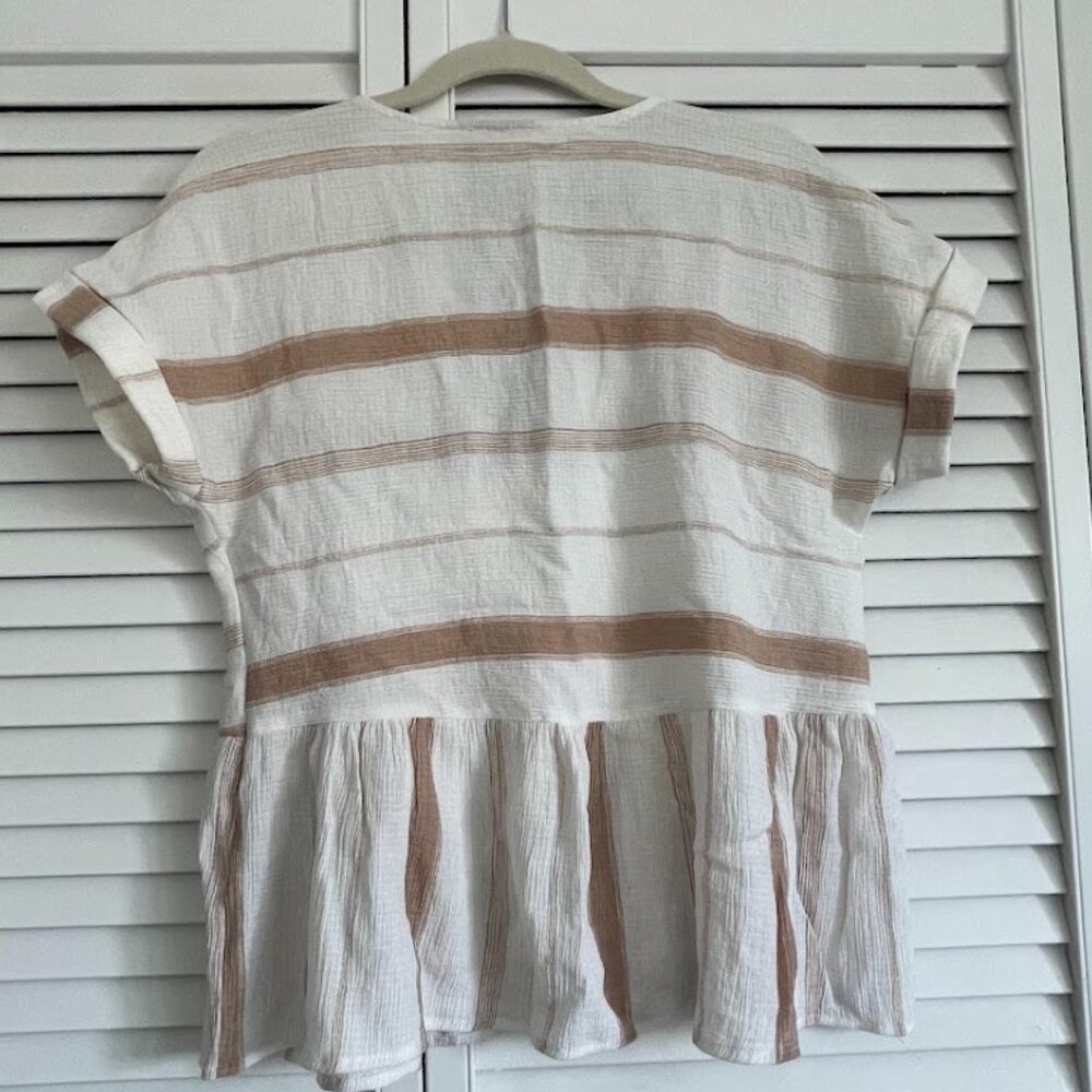 Small Top - Picture 4 of 4